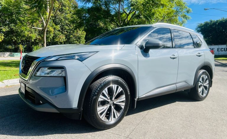 Nissan Extrail Gris 2023